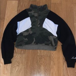 hollister half zip hoodie
